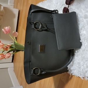 Elegant Gray Tote Bag with Pouch